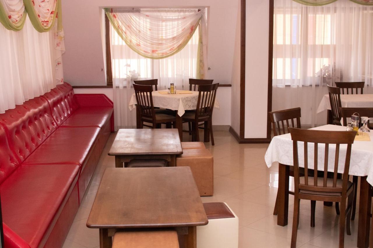 Bicaz-Chei Hotel ภายนอก รูปภาพ