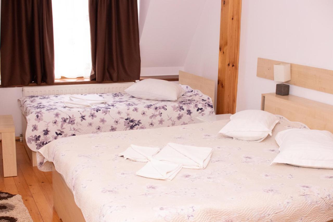 Bicaz-Chei Hotel ภายนอก รูปภาพ