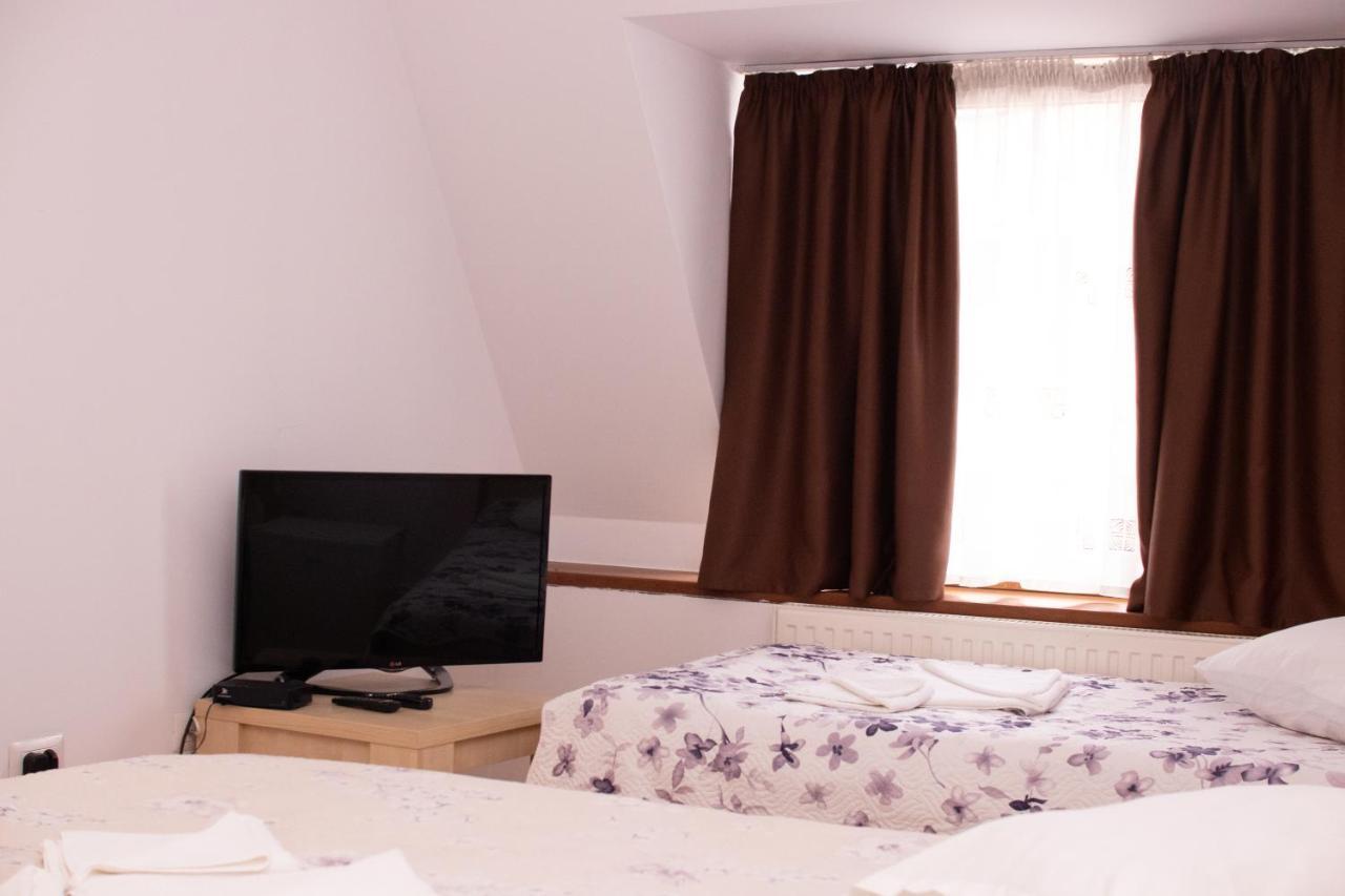Bicaz-Chei Hotel ภายนอก รูปภาพ